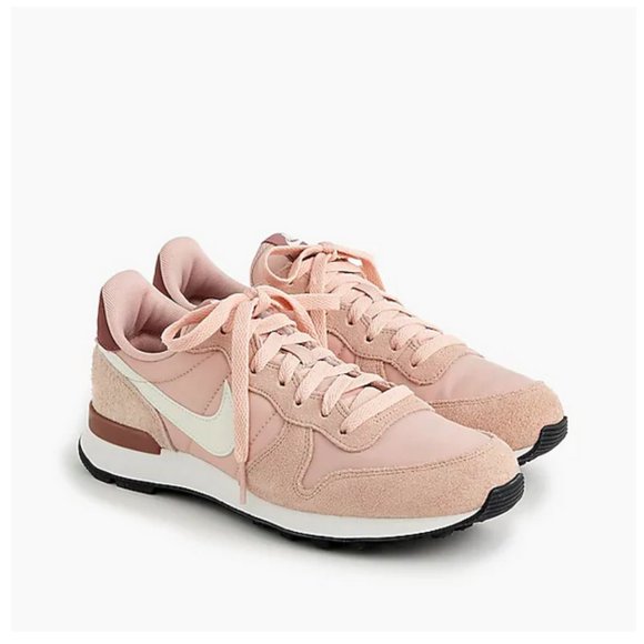 Nike Shoes - Women's Nike Internationalist sneakers Size 10